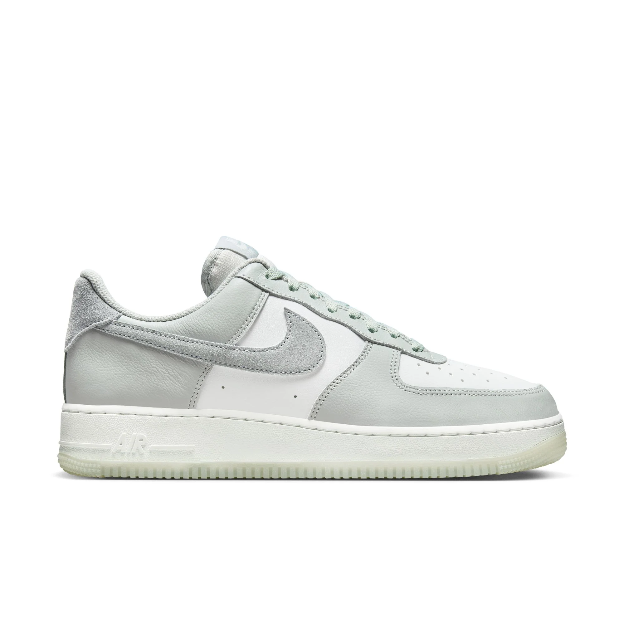Air Force 1 '07 LV8 - Image 8